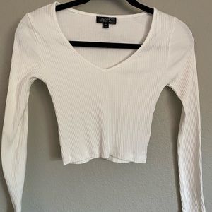 Long sleeve crop top